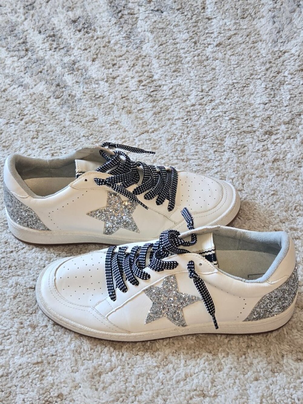 ShuShop Paz Glitter Star Sneakers Size 8.5